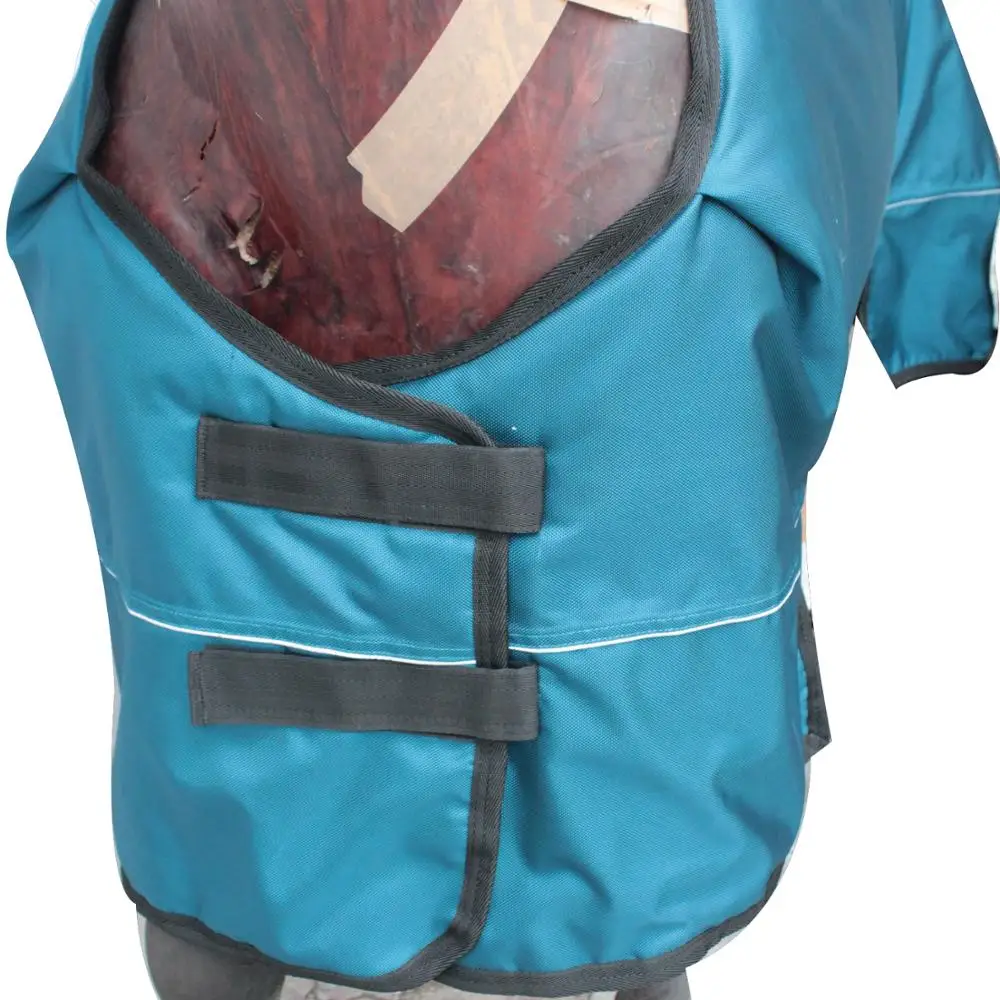 
Turnout Horse Rug in 1680 Denier Ripstop 