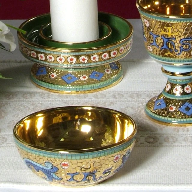 Ceramic church offertory paten hand painted with pure gold hand made in Italy mosaic design bowl paten