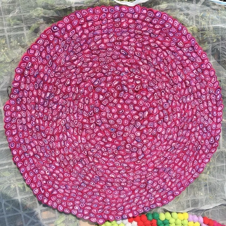 
Коврик с войлочными шариками 