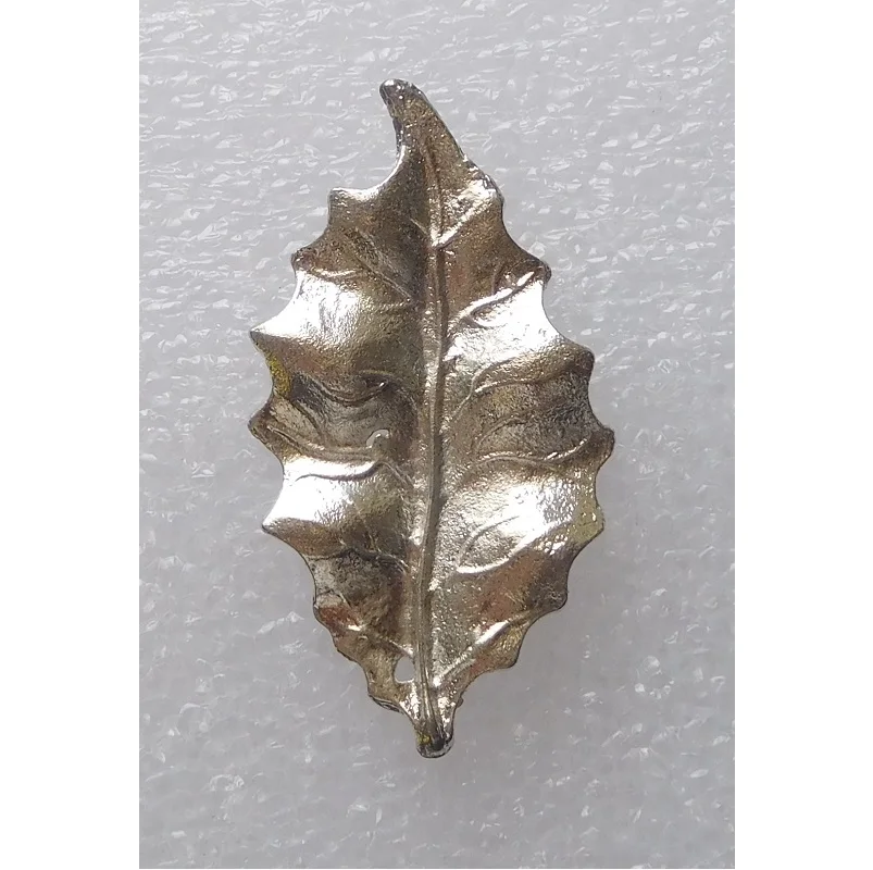 Antique White Distressed  Hanging Peacock Shape Metal Wall Decor Ornament Hanging Peacock Shape Metal Wall Decor Ornament