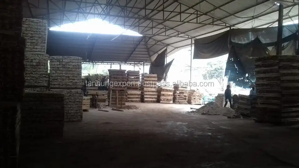 
Acacia sawn timber - acacia wood - Acacia timber making pallet selecting well 