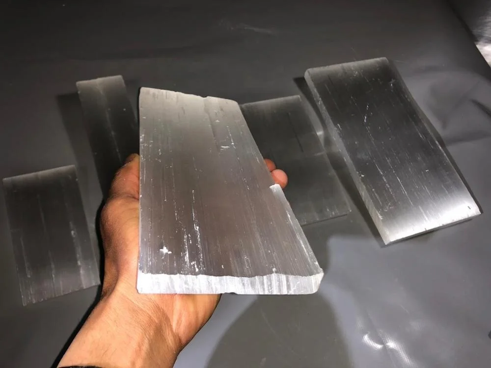 
Selenite Tiles and selenite slab Natural Surface 