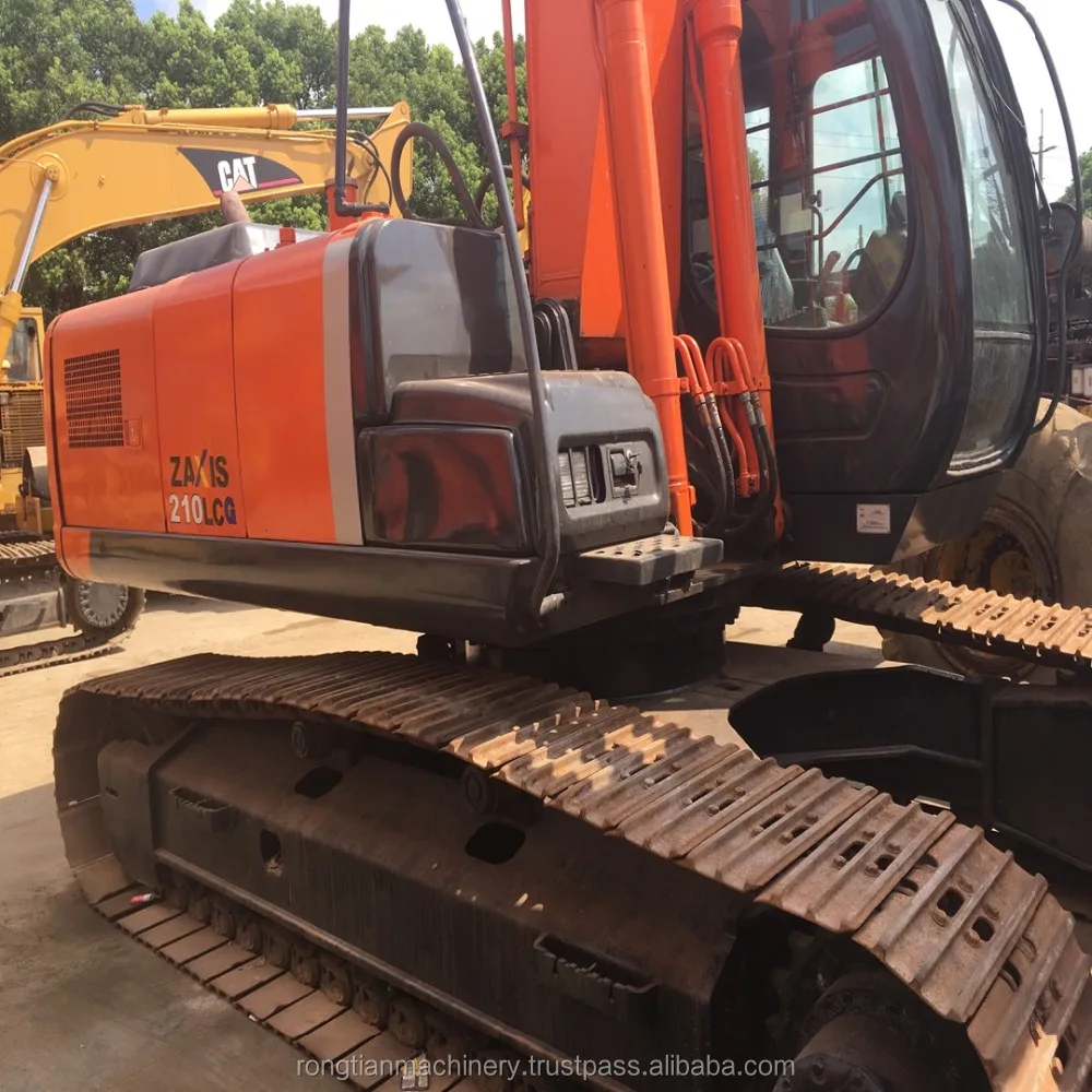 Running condition 21t Japanese used Hitachi ZX210 excavator for sale in Shanghai site