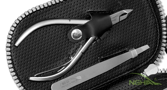 Professional Stainless Steel manicure set with leather case MD-33 (cuticle nippers, nail nipper, tweezers, nail file)