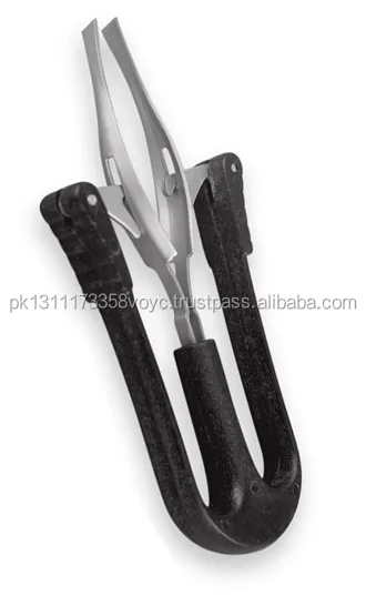 Eyebrow tweezers Stainless Steel Slanted Tip with plastic handle Professional high quality Private Label Manicure & Pedicure