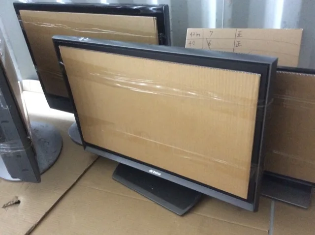 Бывший в употреблении японский телевизор LCD TV