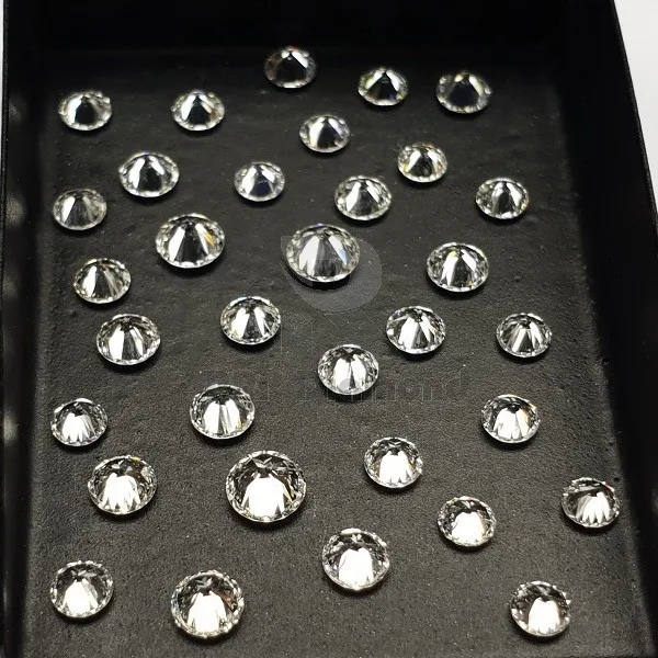 HPHT Diamond Polished Loose VVS Clarity Melee Lab Made CVD White Round Cut Diamonds