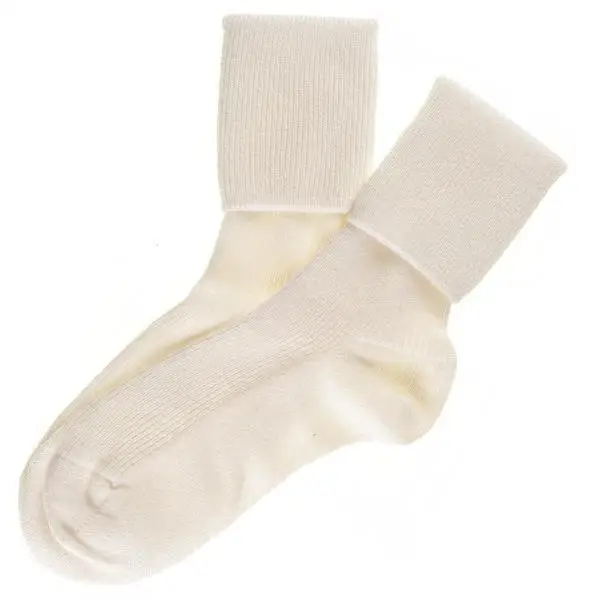 High quality wholesale luxury cozy cashmere gift set with bed socks,hot water bottle cover