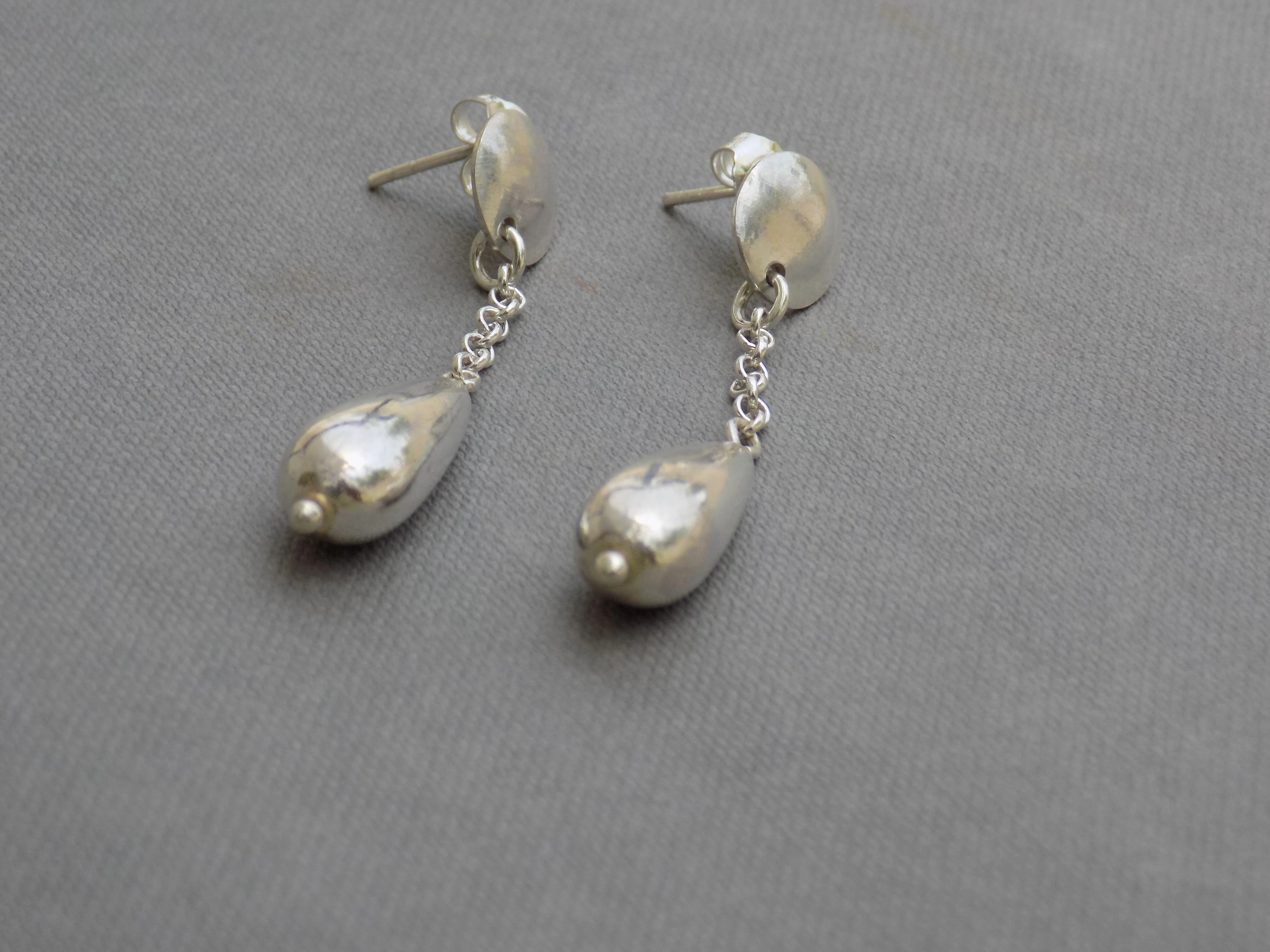 Chain Hanging Drop Shape Bead Dangling 925 Sterling Silver Highly Polished Metal Finishing Handmade Fashion Jewelry For Women