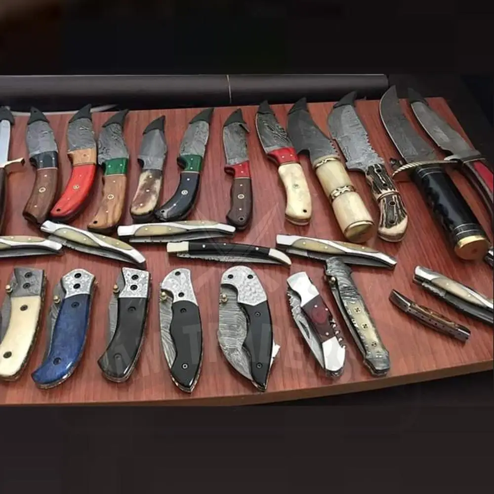 Lot Of Damascus Steel Fixed Blade And Folding Knies Knives DT-18-SK513                                           .
