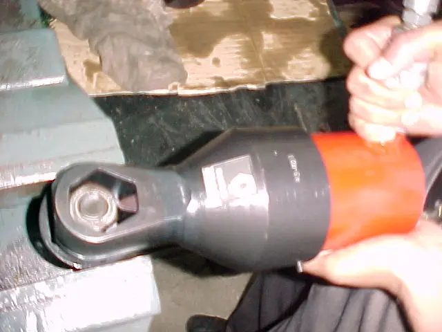 hydraulic nut splitter FROM INDIA