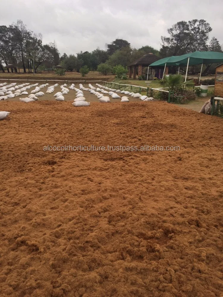 Coco Peat + Coconut Husk Chips using for Farms