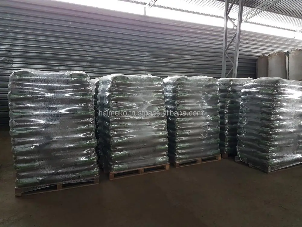 Chicken farm bedding 100% natural straw ground fraction