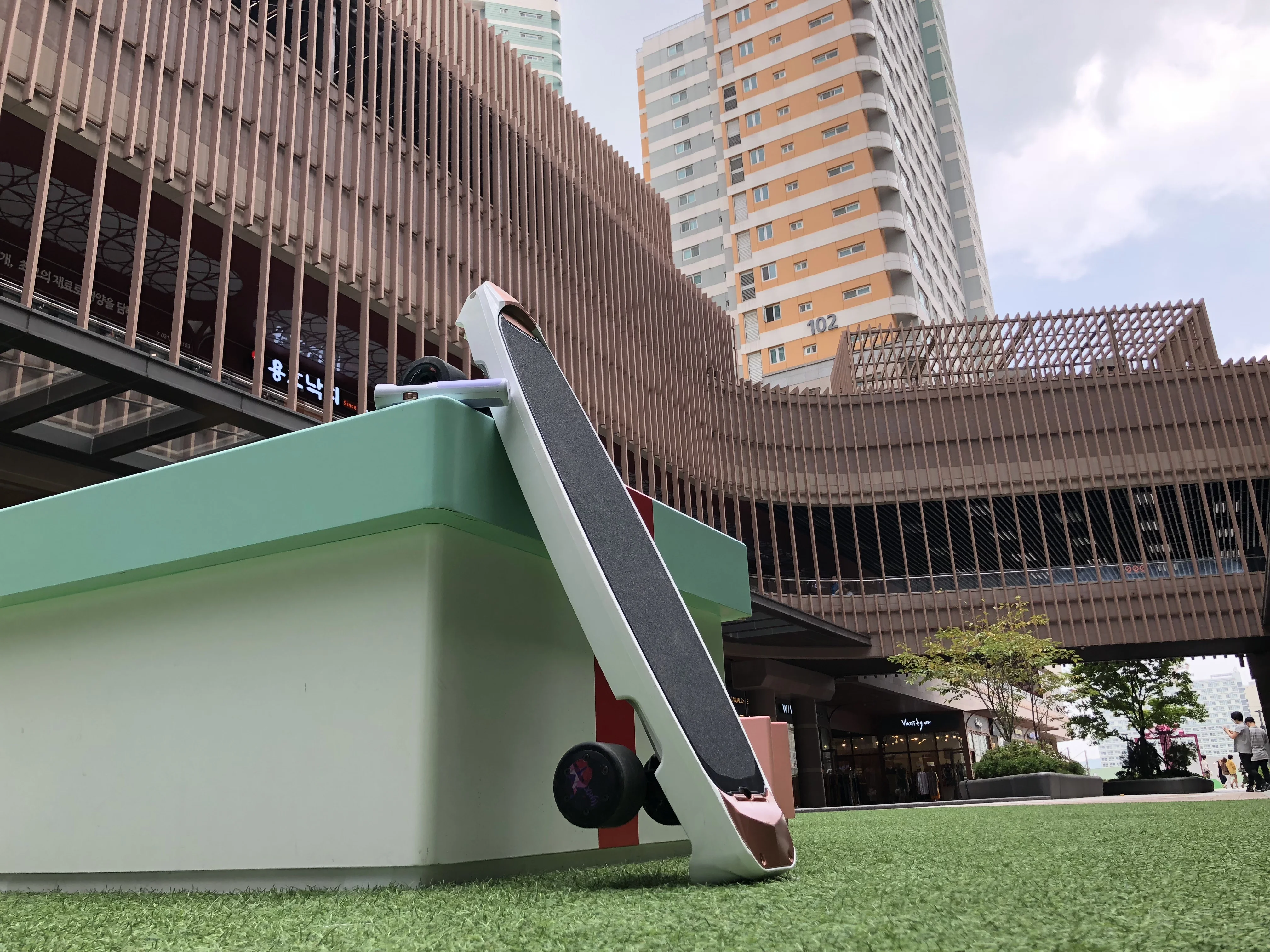 
MADBOARD Electric Transformation SkateBoard & Scooter with GOOD QUALITY MADE IN KOREA 