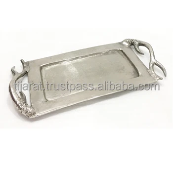 Mango Wood Luxury Tabletop Decorative Round Shape Food Serving Display Tray with Metal Handles Custom Logo