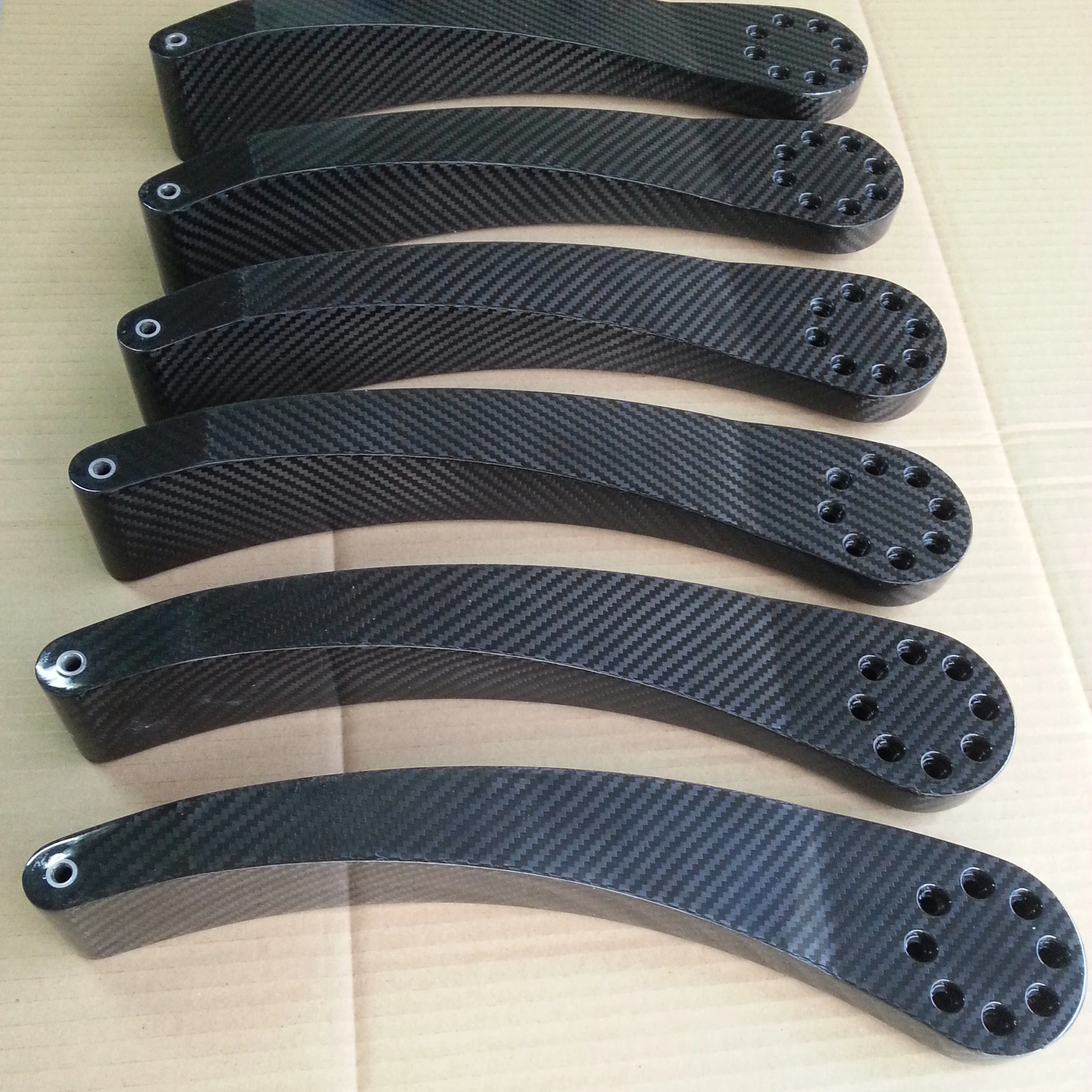 Обработка на станке с ЧПУ кованые композитные детали для ручки робота из углеродного волокна заказ