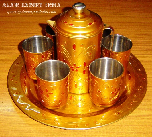 Antique Design Solid Quality Big Size Metal Pure Copper Jug and glass For Drinking for customized size cheap price with selling