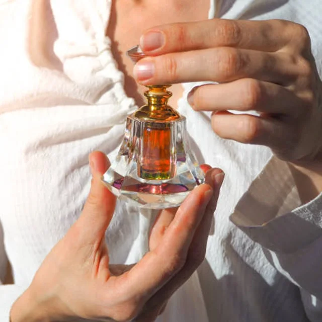 
Agarwood/Aloeswood/Eaglewood/Gaharu/Oud, Oudh Oil 100% high quality (Sweet Smell) 