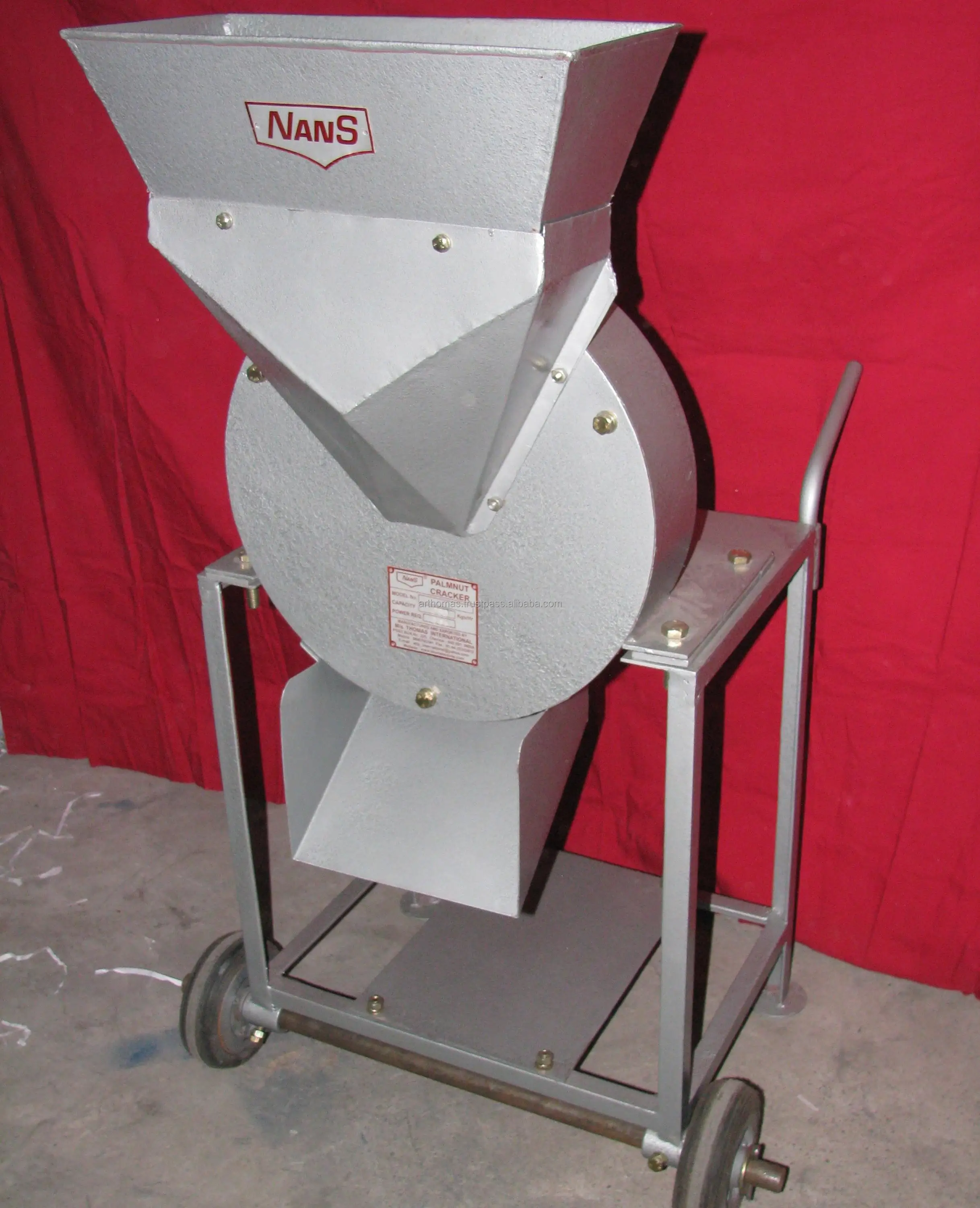 Машина для резки пальмовых