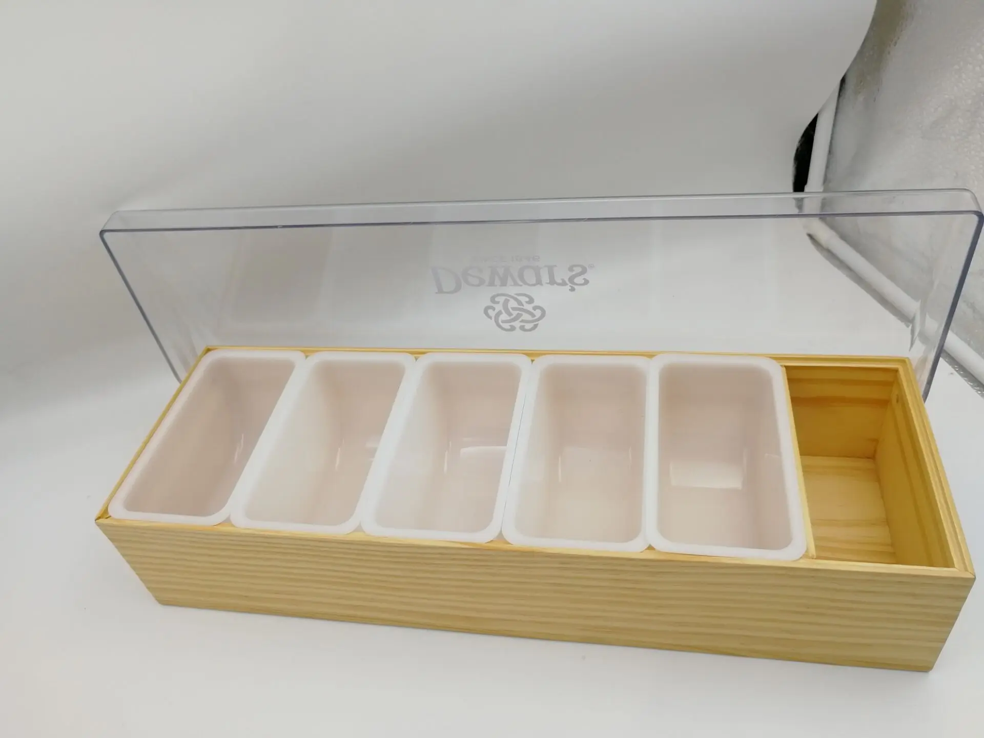 condiment caddy, bar stations, bar items