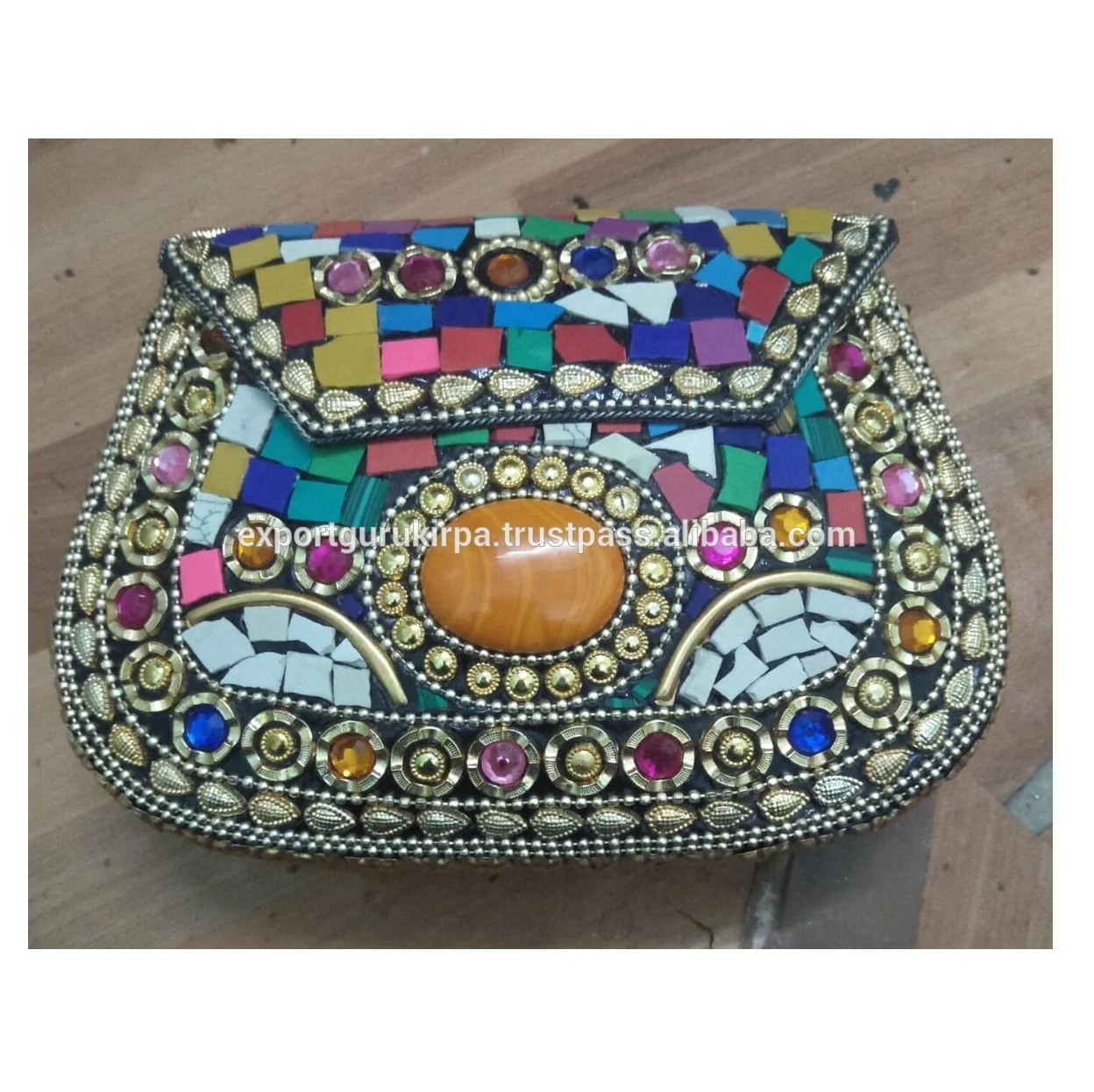 Beaded Resin Evening Bag Wedding Ladies Clutch Bags Custom Metal Frame Envelope Clutch Bag for Women Guru Kirpa Export House