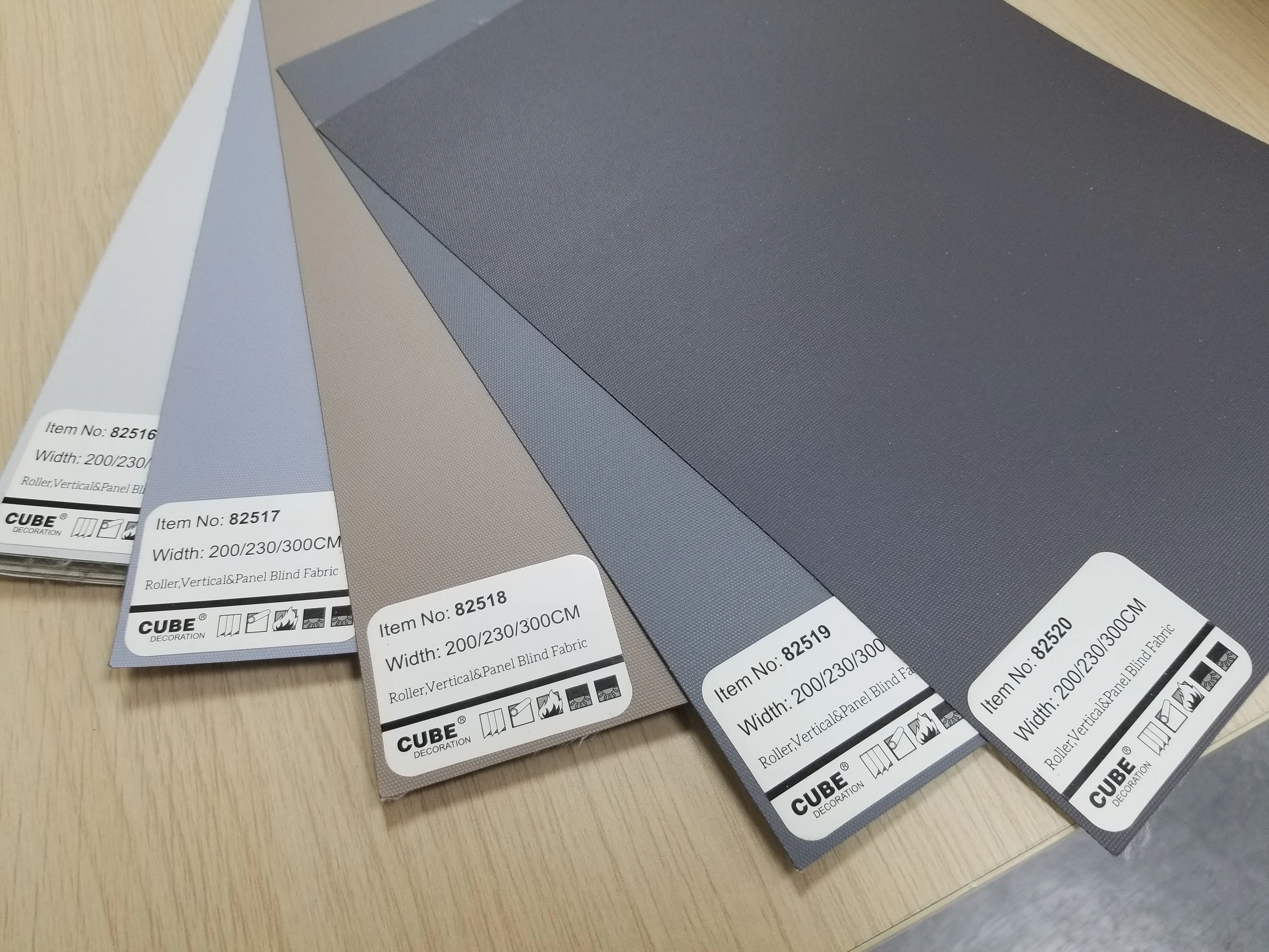 Electric Roller Blinds Motor Blackout and Transparent Roller Blinds