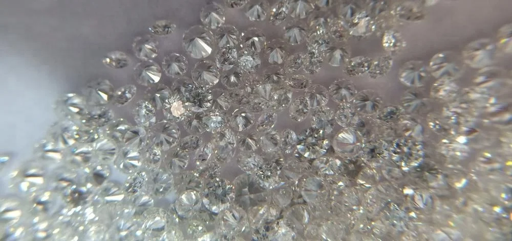 VVS Clarity CVD HPHT loose Brilliant Cut Diamond Manufacturer from INDIA