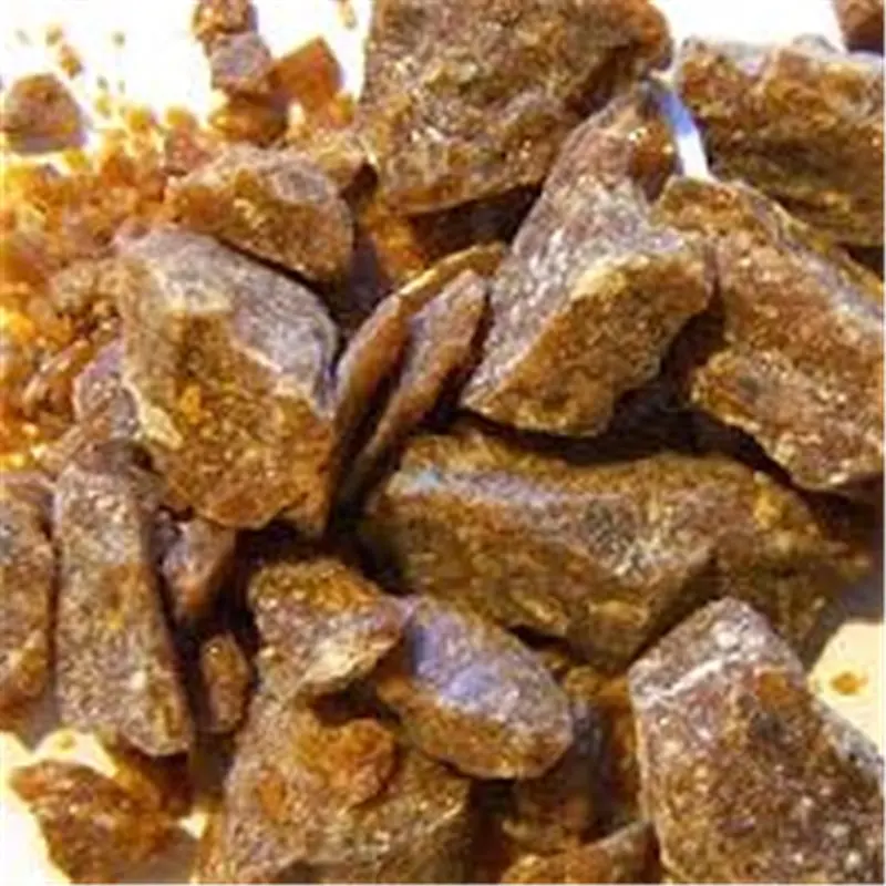 Hot Selling GMP Certified 100% Pure and Natural Gurjun Balsam Essential Oil