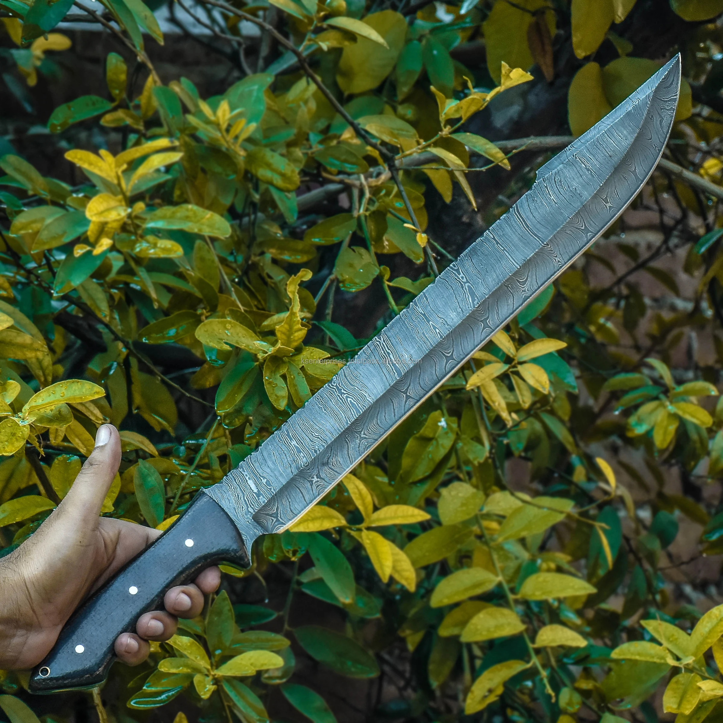 
Damascus steel handmade Tactical Outdoor Survival Sword 