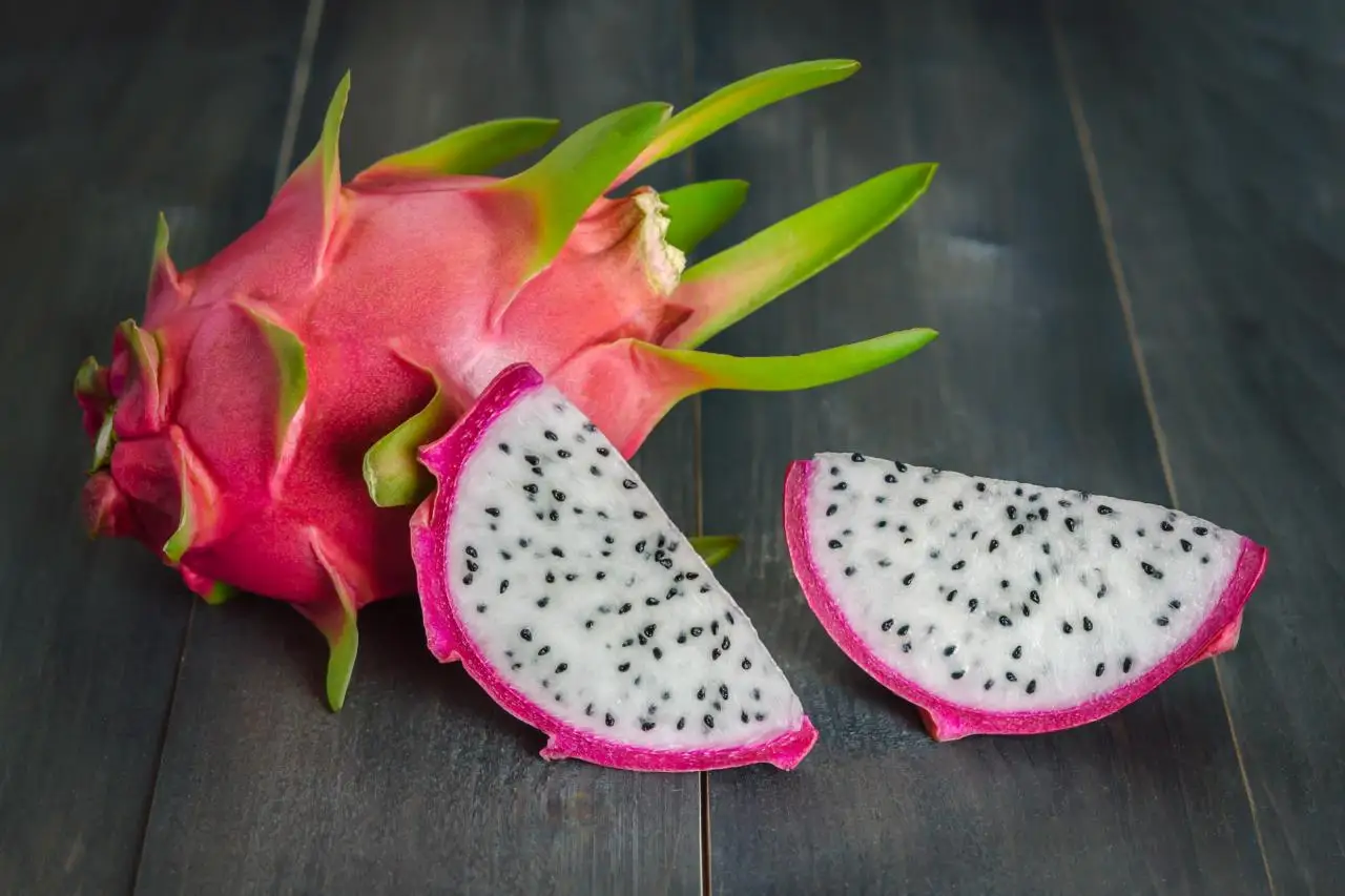 HIGH QUALITY | BEST PRICE | WHOLESALE | VIETNAMESE EXPORTING PRODUCT | NAVALO - MANUFACTURER | FRESH DRAGON FRUIT