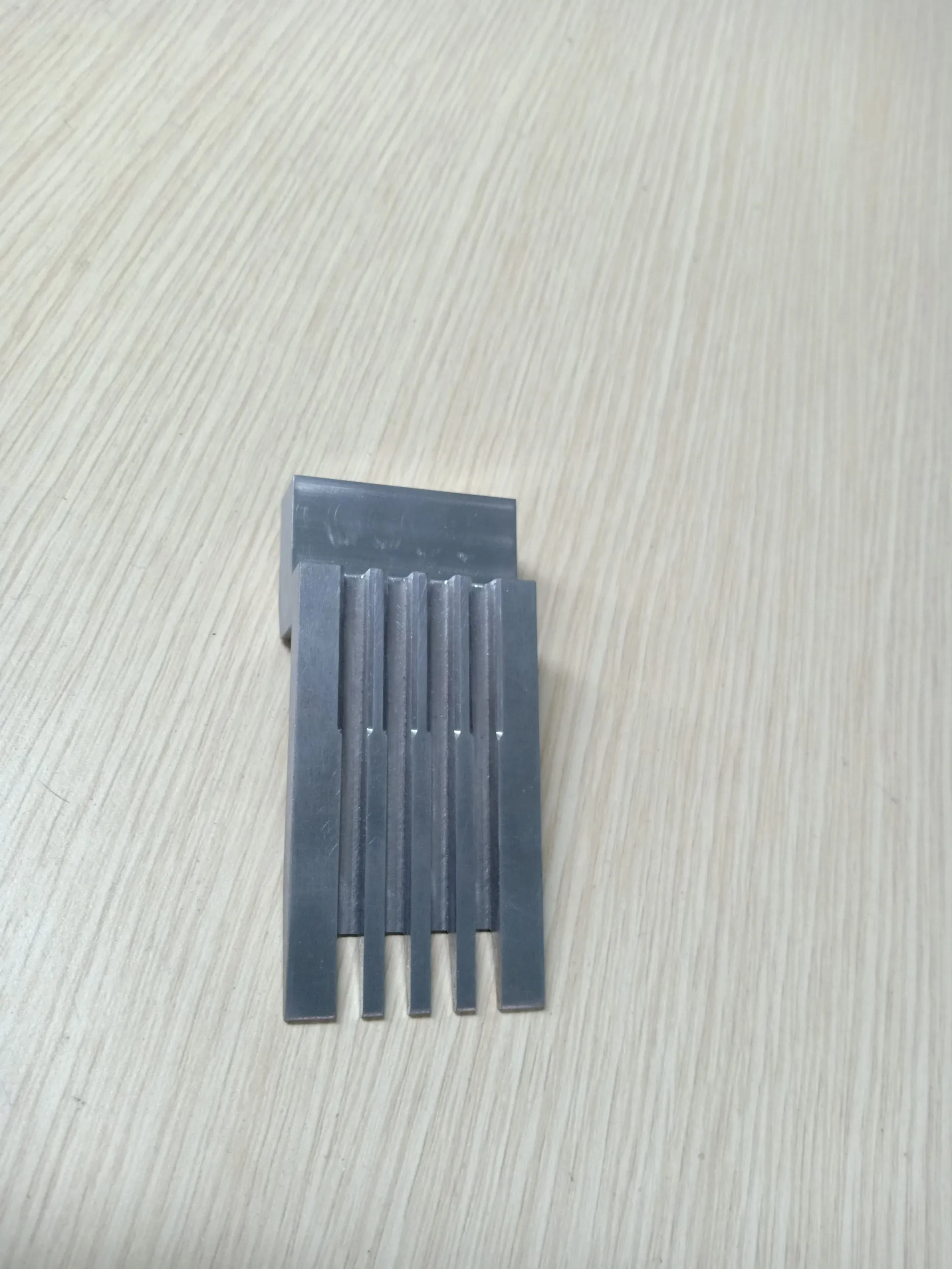 Заводская обработка CNC CENTER точный станок из Вьетнама