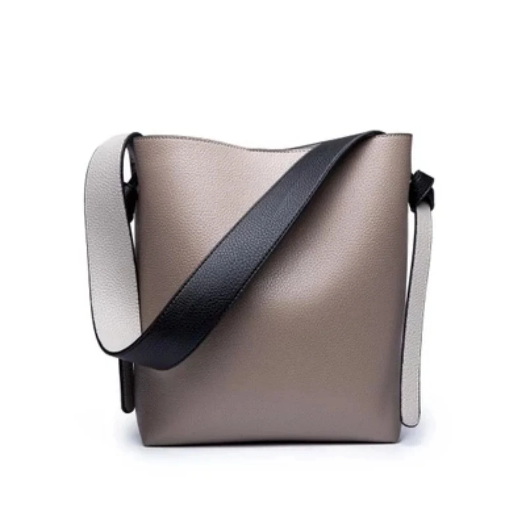 High quality leather handbag genuine leather tote bag for ladies decorated handbag