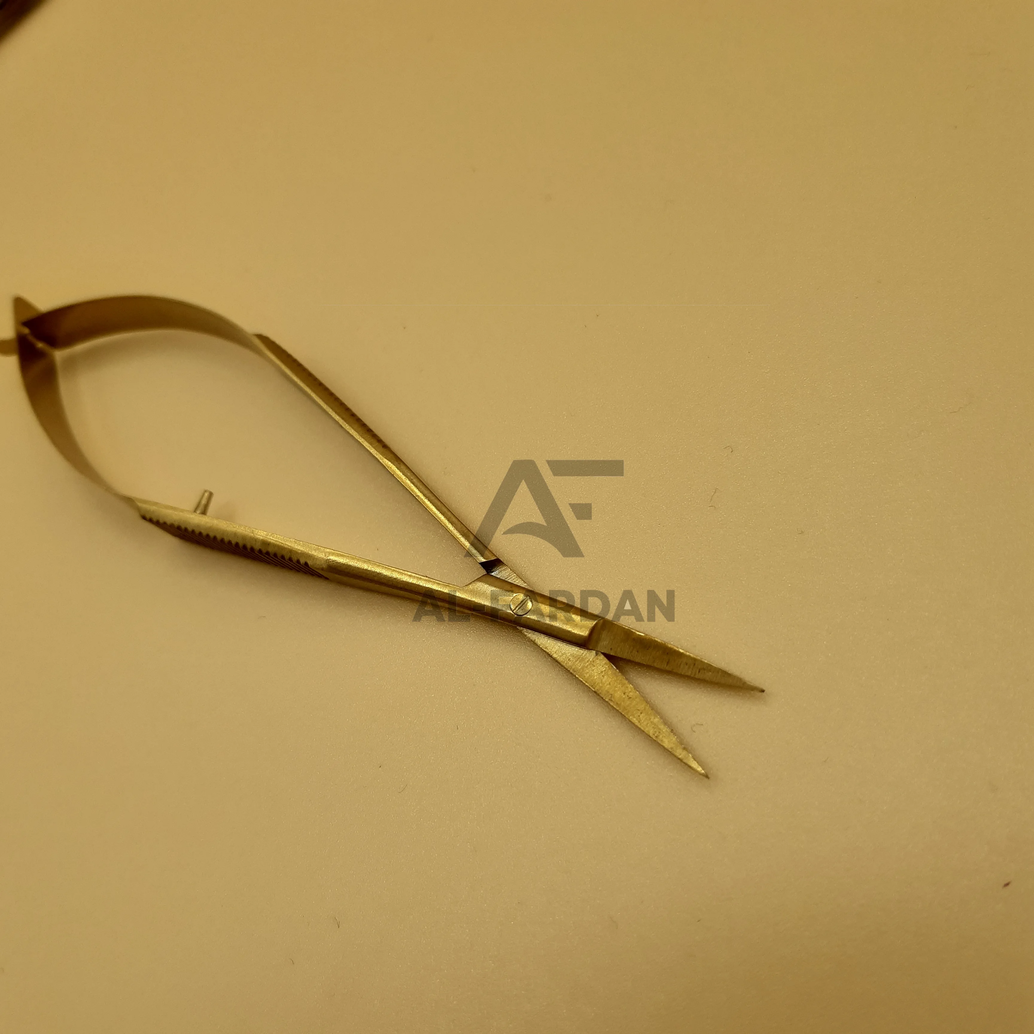 High Quality Spring Scissors Multi Function Sustainable Stainless Steel Gold Multi Color Custom Logo Russian Manicure Scissors