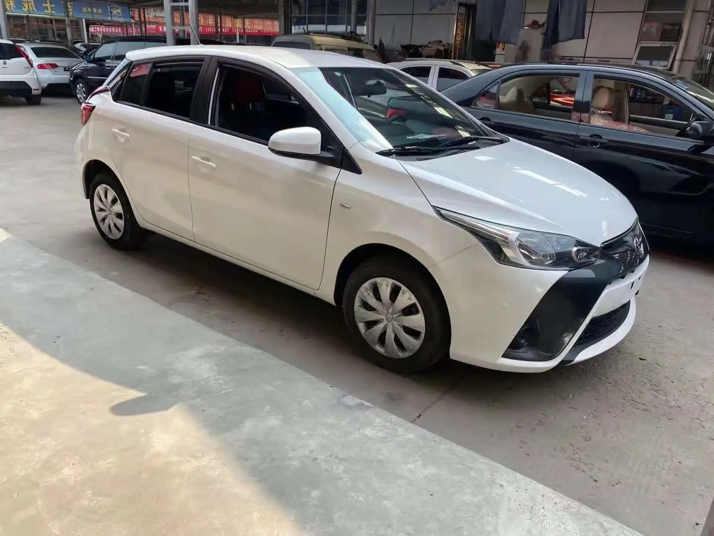 Б/у Toyota Yaris в хорошем