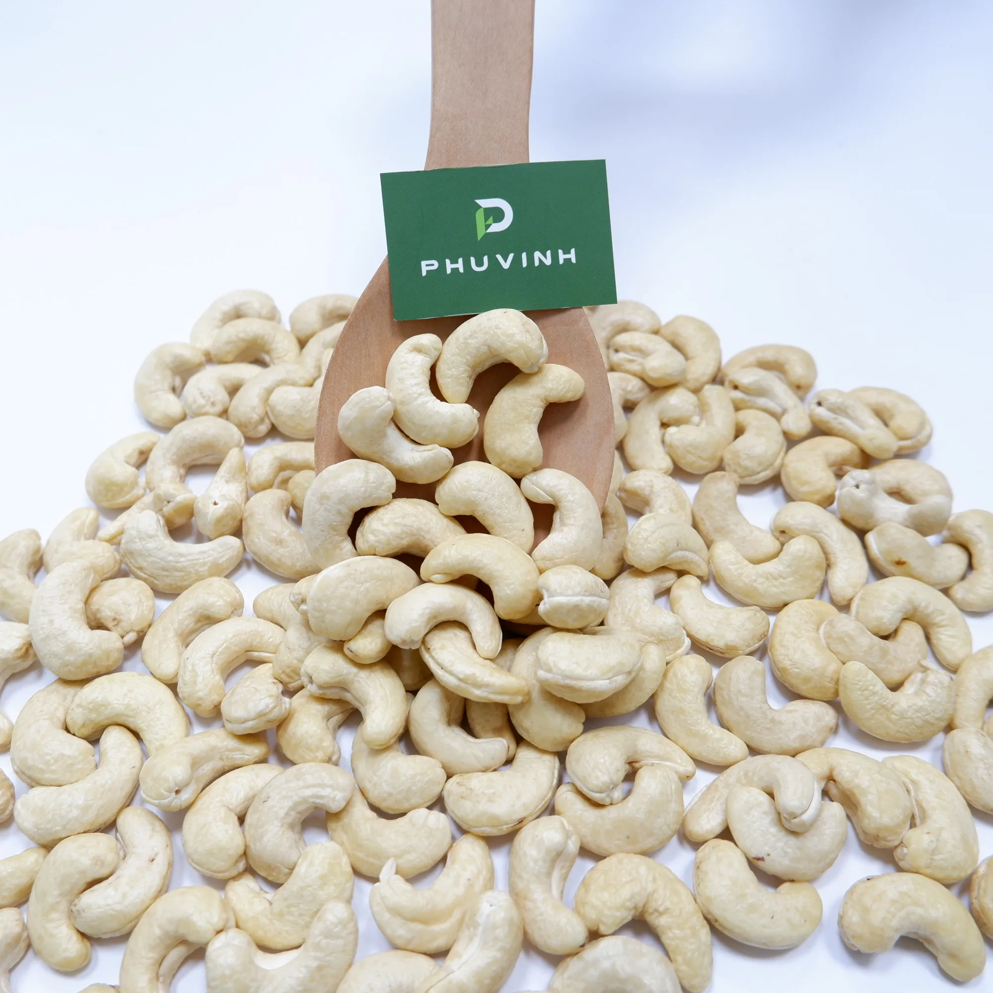 Оригинальные орехи кешью WW320 100% сырые хорошая упаковка высокий высушенный класс цена новейший урожай