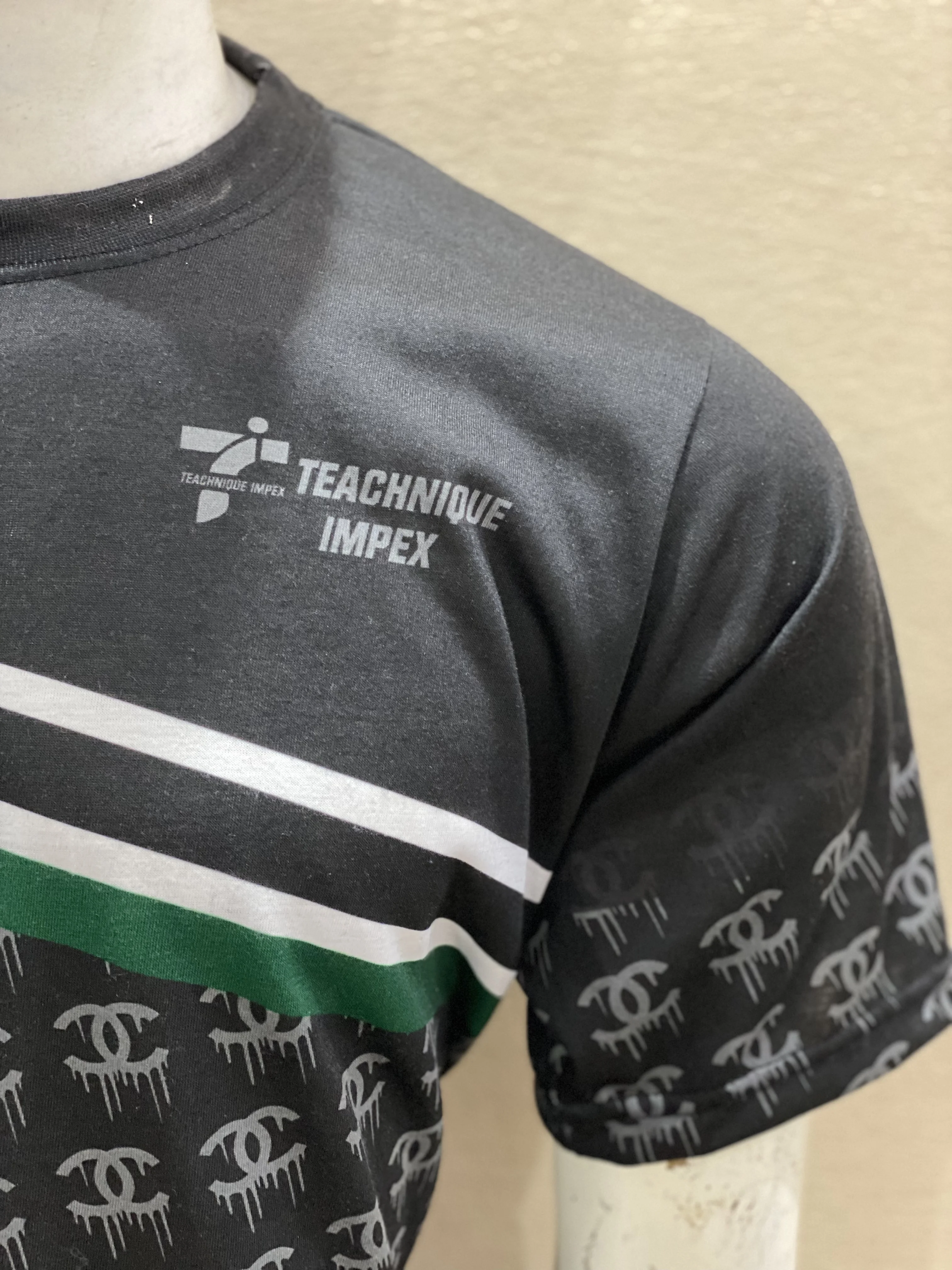 New Season Hot Sale Thai Quality Club Soccer Jersey Kits 100% Polyester Soccer Uniform Sets Football Jersey