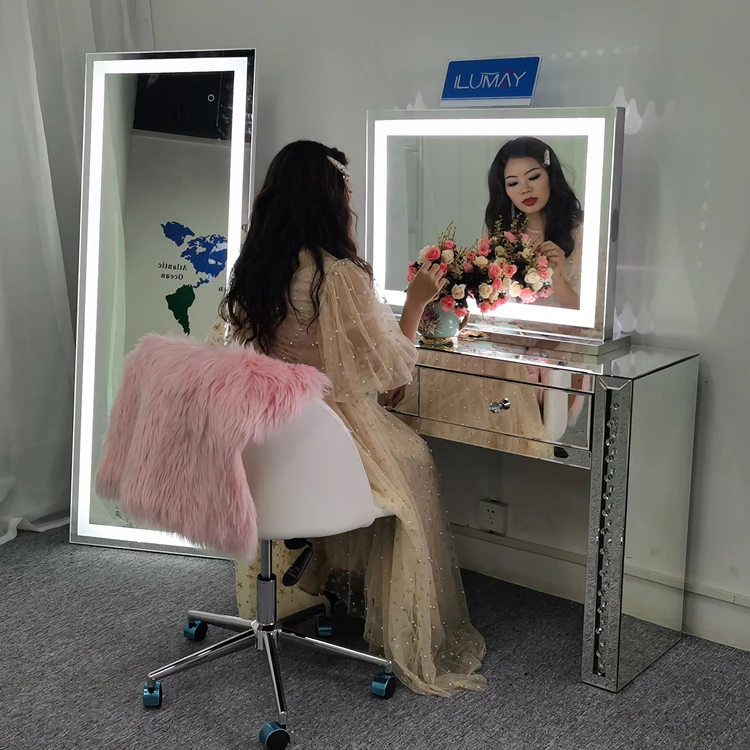Furniture Manufacturers Glamour Sparkly Crushed diamond Mirrored Vanity Dressing Table With Stool