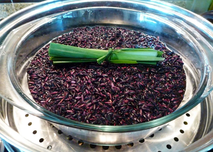 Лидер продаж Круглый клейкий рис высокого качества для экспорта Вьетнам черный (Ms Деми + 84 961 733 400)