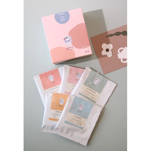 
High-Quality Taiwan Multi-flavor pack Herbal Flora Scented Tea in Pyramid Teabags Gift box 