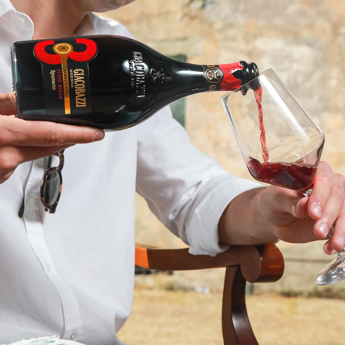 Italian high quality sparkling wine Spumante Cuvee Brut 750 ml red champagne method for selling