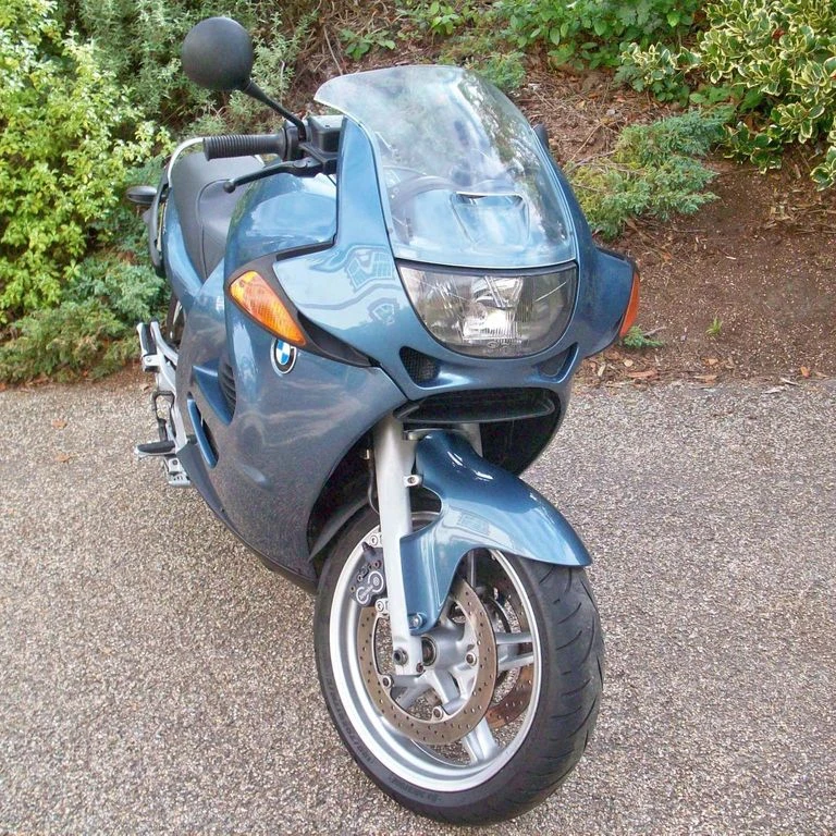 Подержанный BMW K1200RS 1998 (R reg) доступен для продажи...