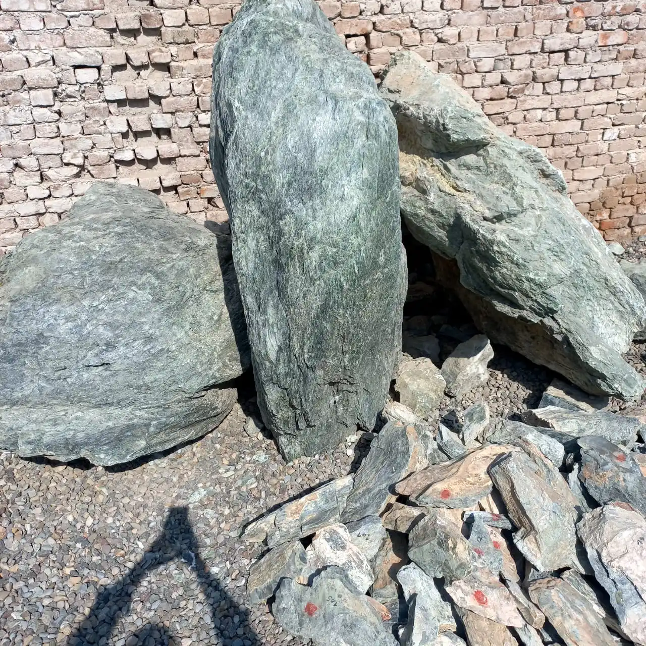 Натуральный нефритовый нефрит из Пакистана с бесплатной доставкой по всему миру