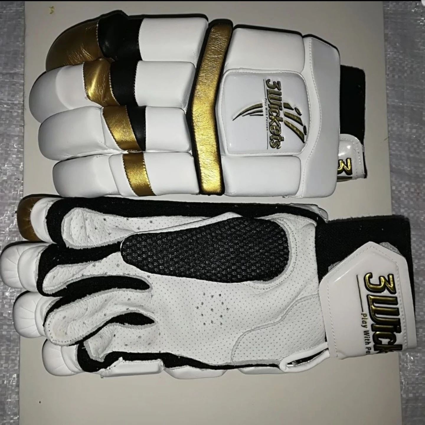 Высшее качество высококачественные перчатки для крикета новый дизайн изготовленные на заказ низкая цена Крикета