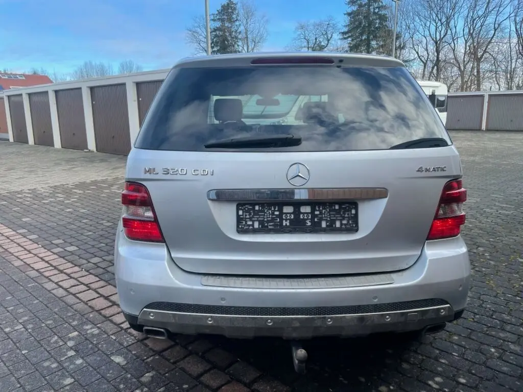 2006 ME RCEDES BENZ C320 USED LHD