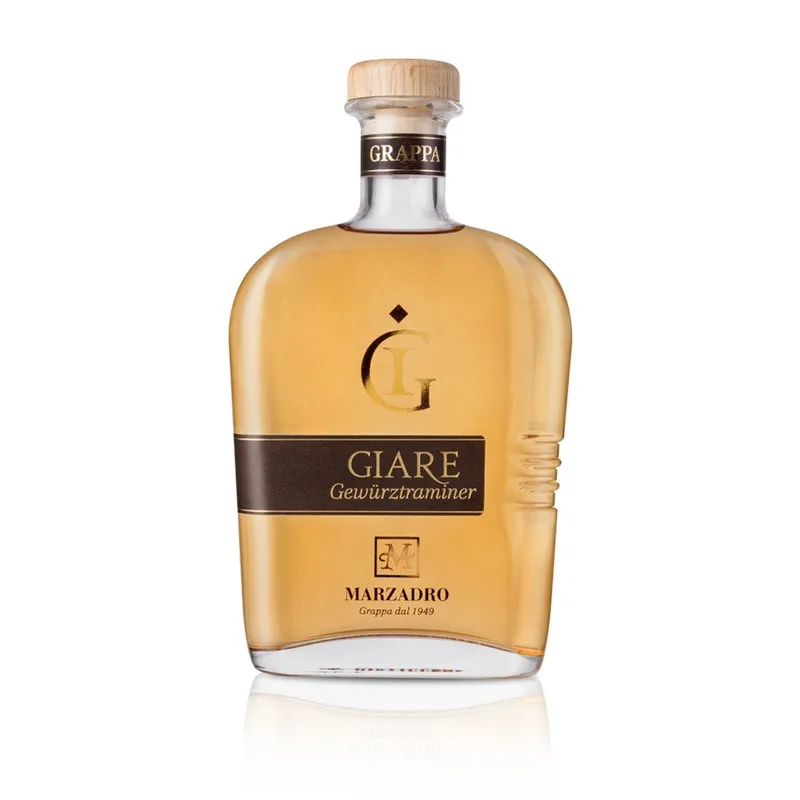 Italian high quality GRAPPA RISERVA LE GIARE GEWURZTRAMINER in wood aged For Export
