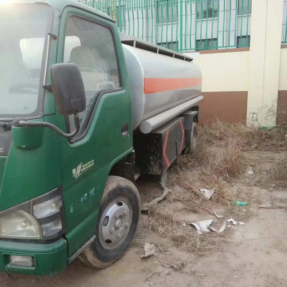 CHINESE 20000 Liters 6000 Gallon Diesel Oil Transporter Capacity Fuel Tank Tanker Truck For Sale