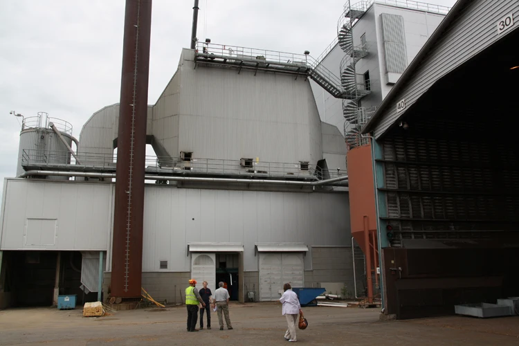 Electrostatic precipitator failure-free operation in difficult operating conditions, gas machine