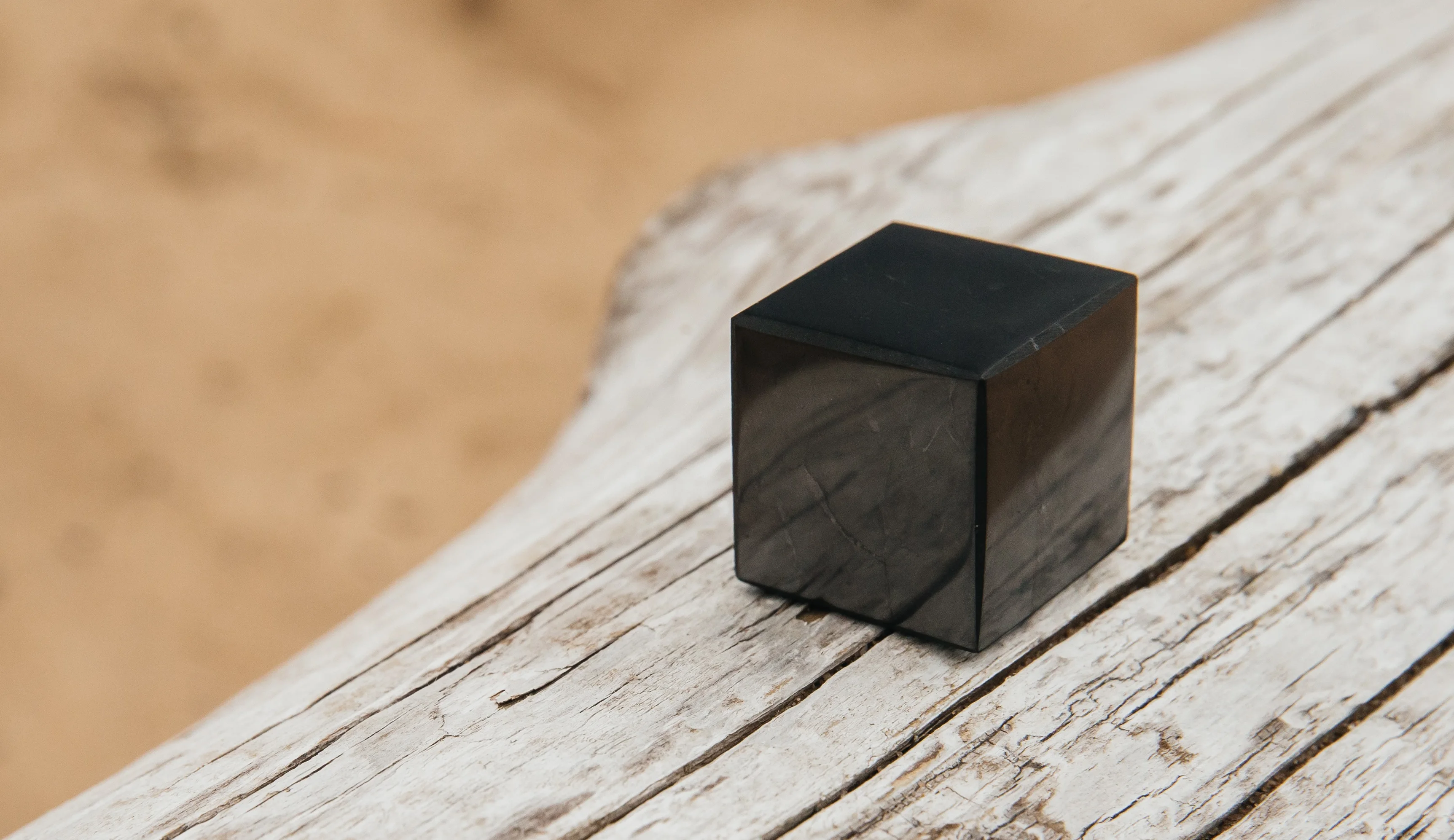Anti stress cube, 5cm, elite shungite stone from russia, health care supplies, katchy, harga harmoni, nature treats,