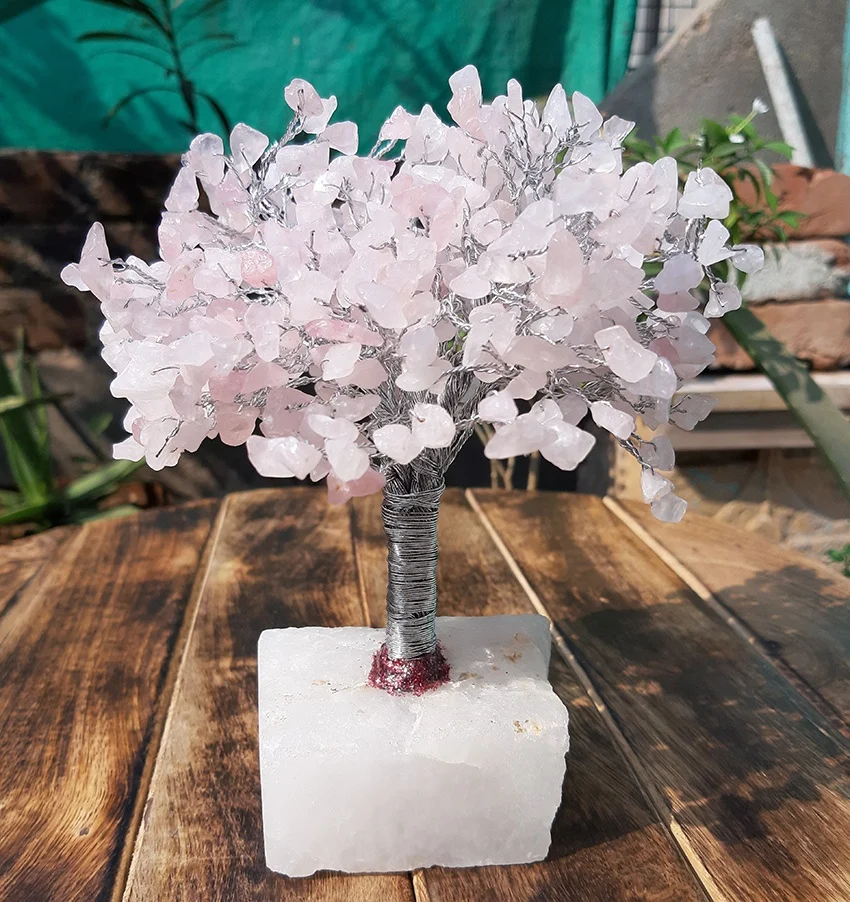 
Natural Rose Quartz Chips Beads Tress Crystal healing Stone Money Tree With Raw Crystal Stone Base For Home Decorative and gifts 