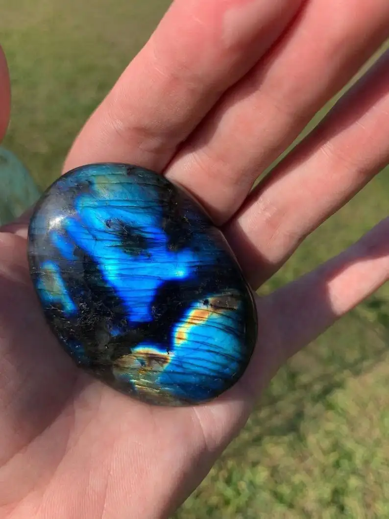 AMAZING LABRADORITE AGATE PALMSTONE / HIGH QUALITY NATURAL POLISHED LABRADORITE PALMSTONE / TOP RATING LABRADORITE palmstone